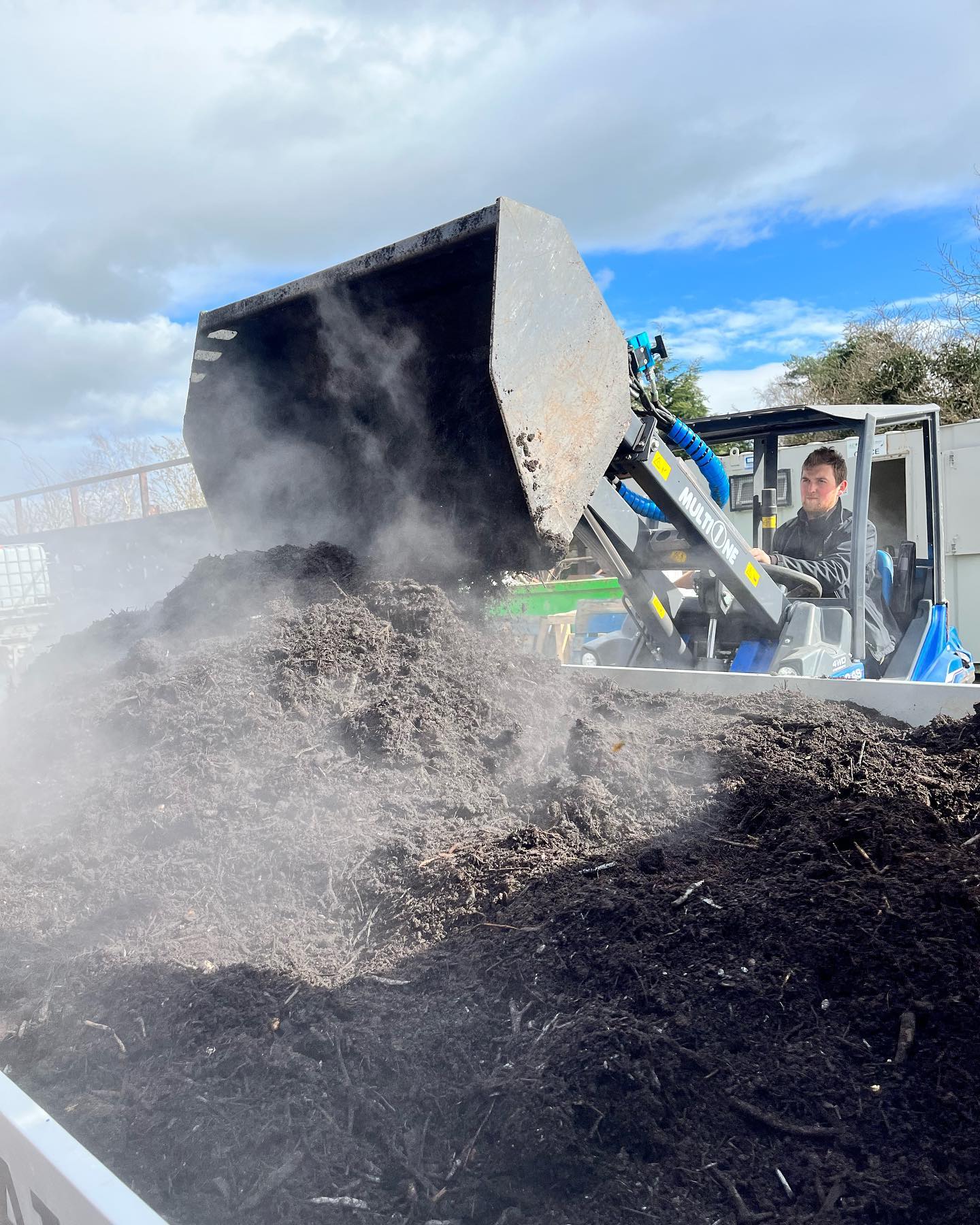 Loose Compost Delivery Knutsford Green Waste NW Order Now